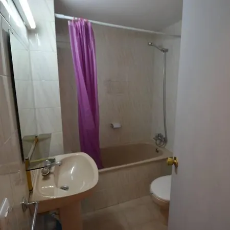Studio Vue Mer Situation Ideale Irar08 * Roses